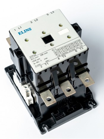 Kontaktor 3TF 52-22 170A AC